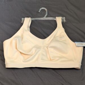 Women's Cream Sports Bra 40 DDD NWT.